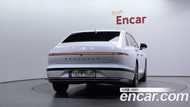 Hyundai Grandeur 2023 — photo 4