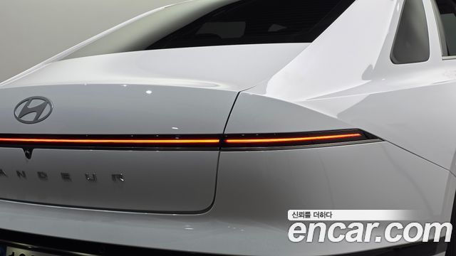 Hyundai Grandeur 2023 — photo 9