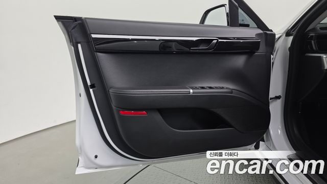 Hyundai Grandeur 2023 — photo 14