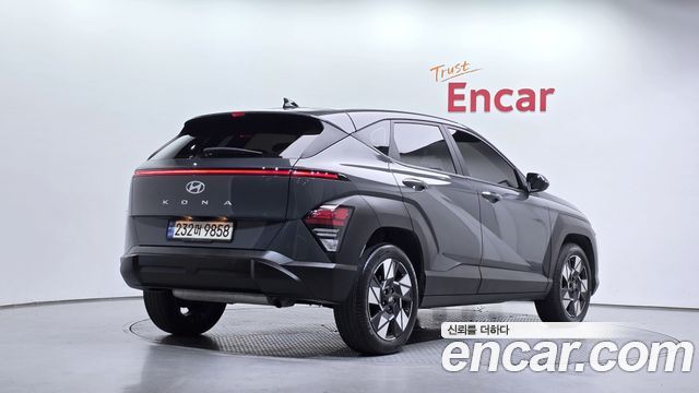 Hyundai Kona 2025 — photo 2