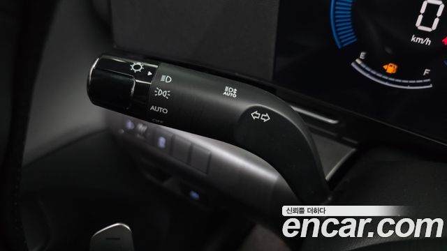 Hyundai Kona 2025 — photo 28