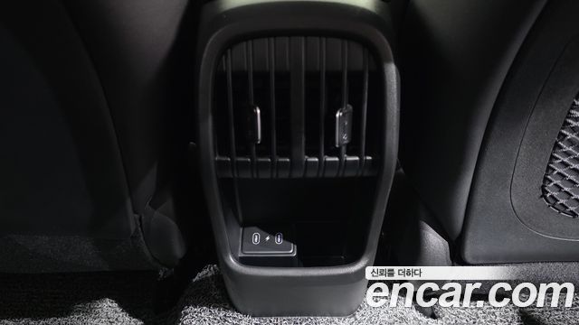 Hyundai Kona 2025 — photo 29