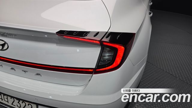 Hyundai Sonata 2020 — photo 9