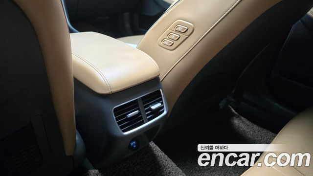 Hyundai Sonata 2020 — photo 32