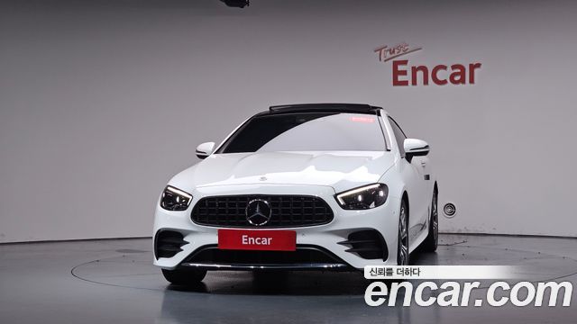 Mercedes-Benz E-Class 2022 — photo 3
