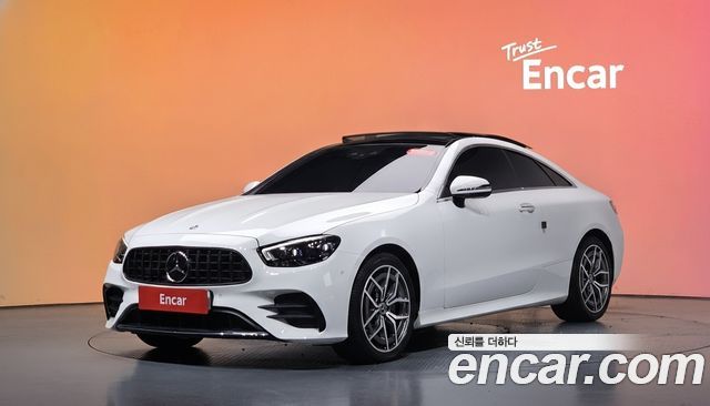 Mercedes-Benz E-Class 2022 — photo 1