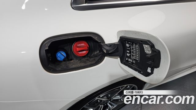 Mercedes-Benz E-Class 2022 — photo 36