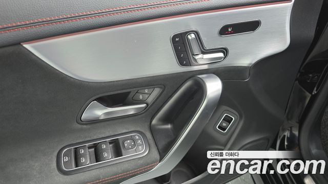 Mercedes-Benz CLA-Class 2020 — photo 20