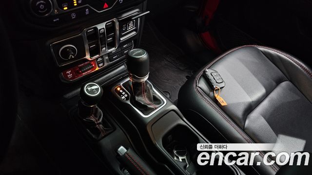 Jeep Gladiator 2021 — photo 9