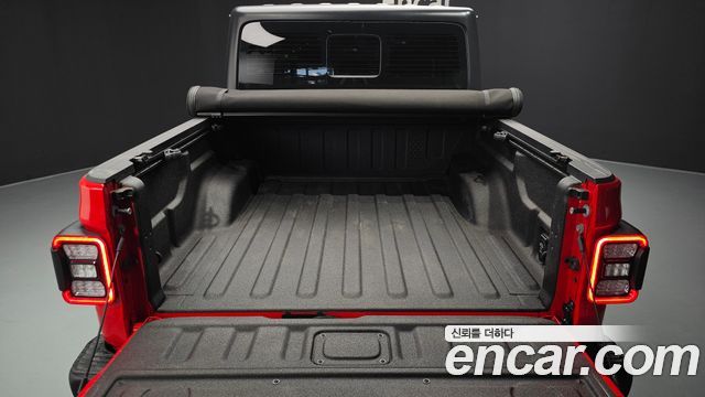 Jeep Gladiator 2021 — photo 20