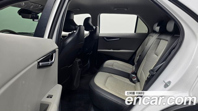 Kia Niro 2023 — photo 18