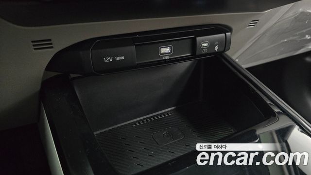 Kia Niro 2023 — photo 23