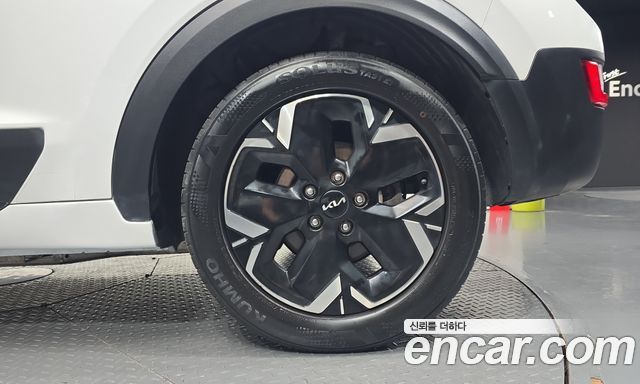 Kia Niro 2023 — photo 7