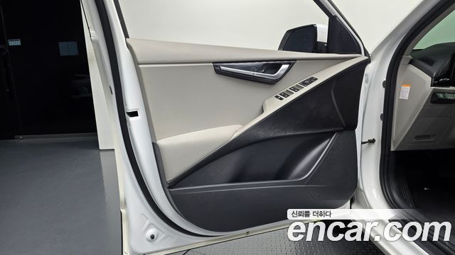 Kia Niro 2023 — photo 14