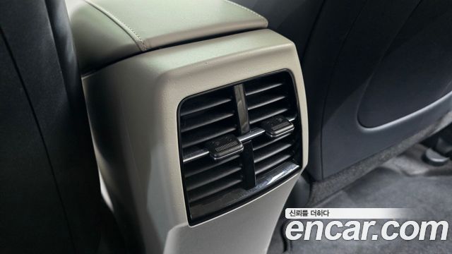 Kia Niro 2023 — photo 29