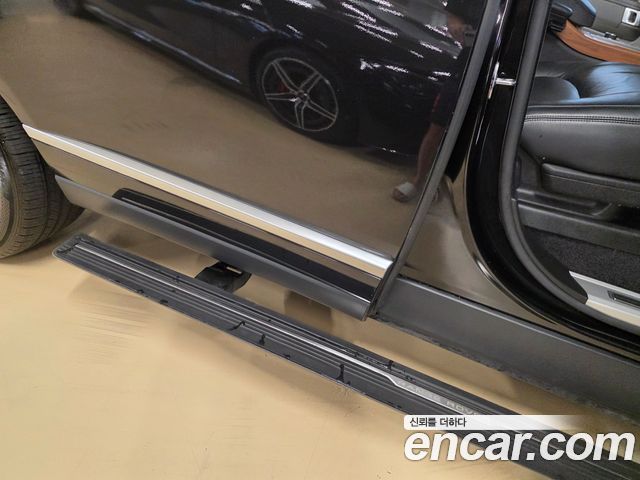 Land Rover Range Rover 2019 — photo 18