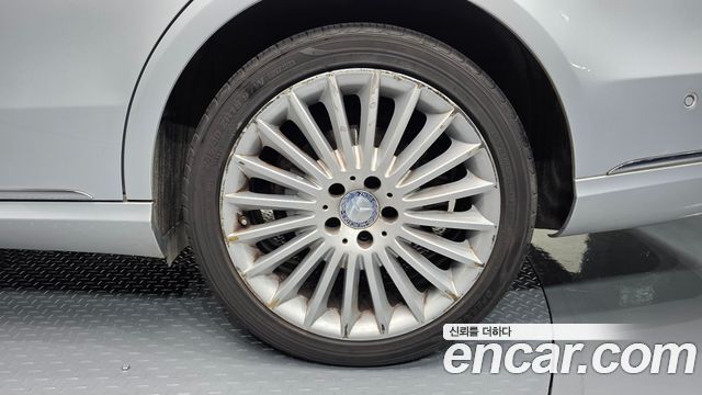 Mercedes-Benz E-Class 2016 — photo 7