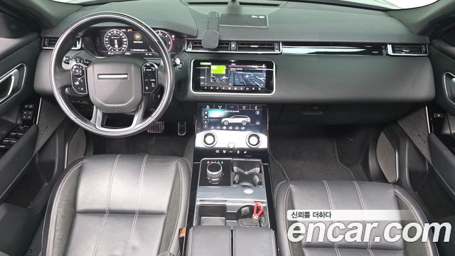 Land Rover Range Rover Velar 2019 — photo 10
