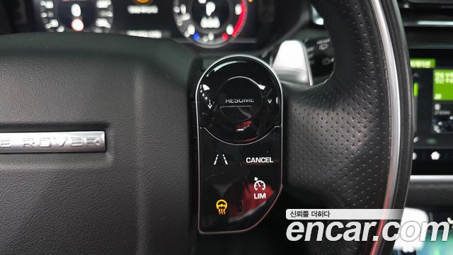 Land Rover Range Rover Velar 2019 — photo 23