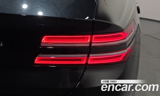 Genesis GV80 2023 — photo 9