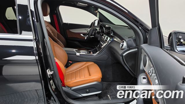 Mercedes-Benz GLC-Class 2023 — photo 16