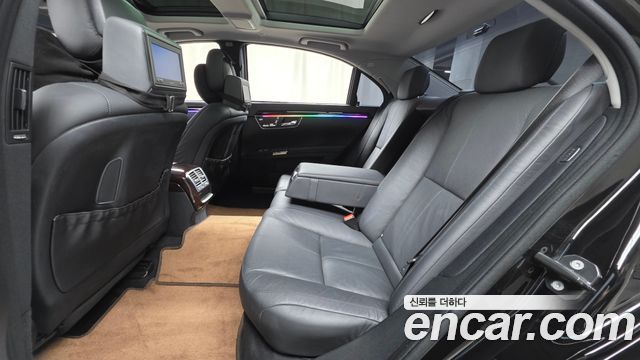 Mercedes-Benz S-Class 2008 — photo 18