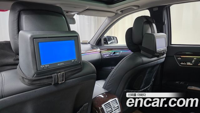 Mercedes-Benz S-Class 2008 — photo 19