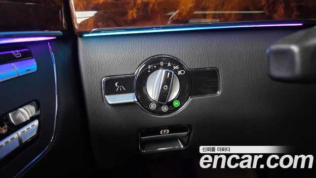 Mercedes-Benz S-Class 2008 — photo 27