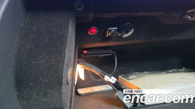 Mercedes-Benz S-Class 2008 — photo 31