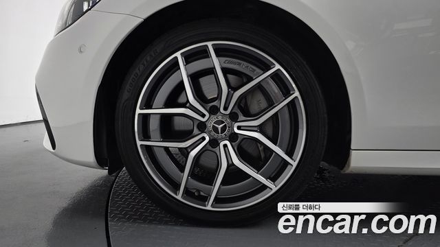 Mercedes-Benz E-Class 2021 — photo 5
