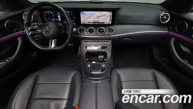 Mercedes-Benz E-Class 2021 — photo 10