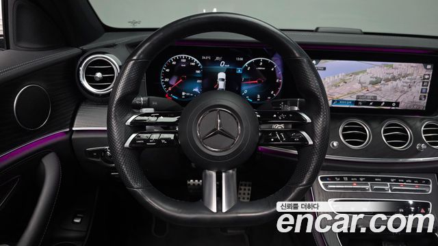 Mercedes-Benz E-Class 2021 — photo 19