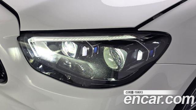 Mercedes-Benz E-Class 2021 — photo 8