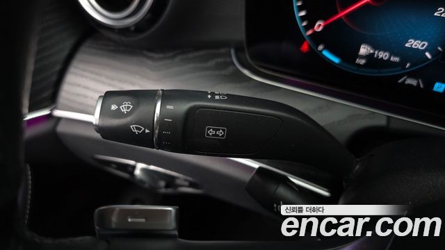 Mercedes-Benz E-Class 2021 — photo 31