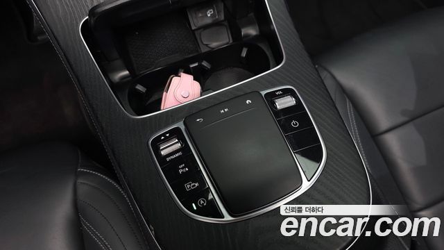 Mercedes-Benz E-Class 2021 — photo 34