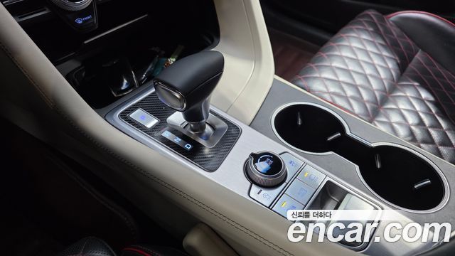 Genesis G70 2018 — photo 9