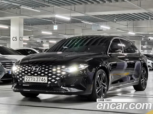 Hyundai Grandeur 2023 — photo 1