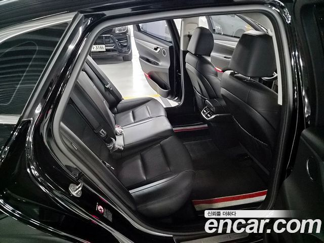 Hyundai Grandeur 2023 — photo 13