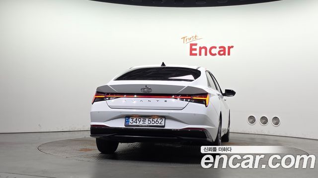 Hyundai AVANTE 2023 — photo 4