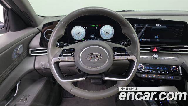 Hyundai AVANTE 2023 — photo 14
