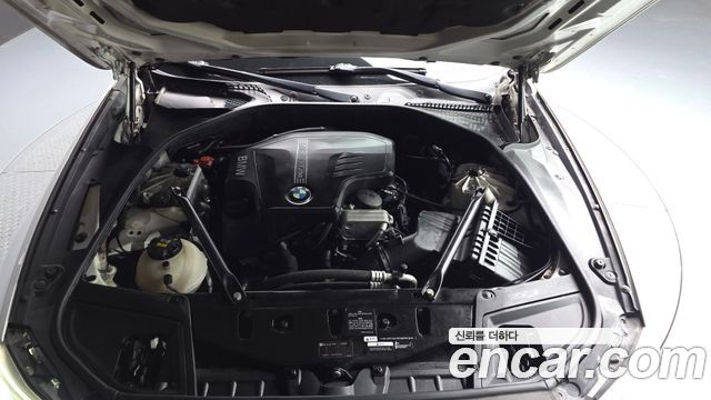 BMW 5-Series 2016 — photo 6