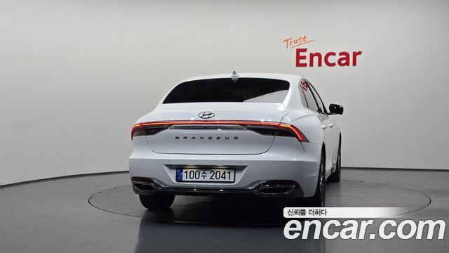 Hyundai Grandeur 2023 — photo 4