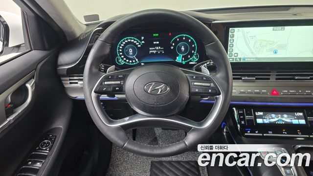 Hyundai Grandeur 2023 — photo 12