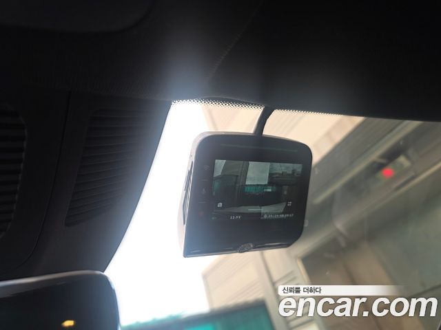 Mercedes-Benz GLE-Class 2026 — photo 6