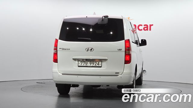 Hyundai Starex 2020 — photo 4