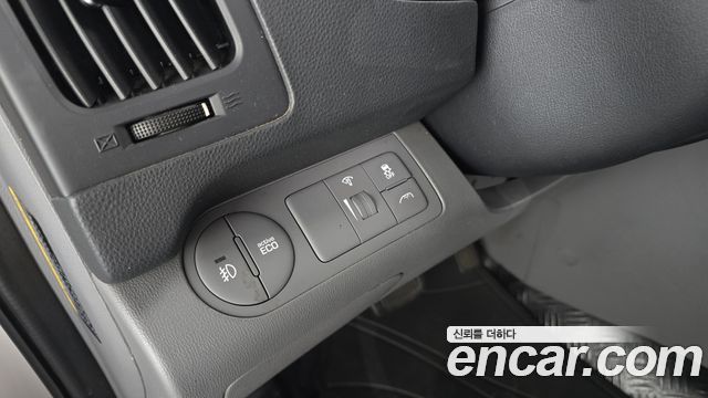 Hyundai Starex 2020 — photo 29
