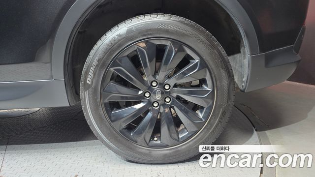 Land Rover Discovery Sport 2020 — photo 7