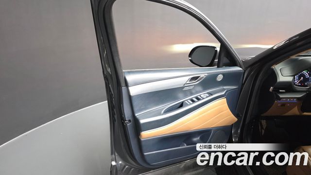 Genesis GV80 2021 — photo 14