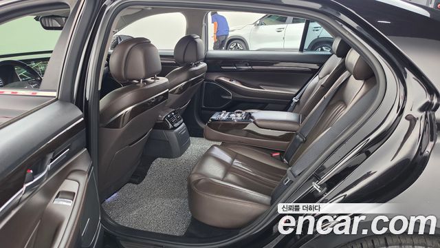 Genesis EQ900 2018 — photo 17