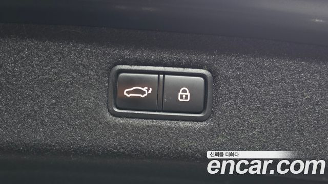 Genesis EQ900 2018 — photo 21